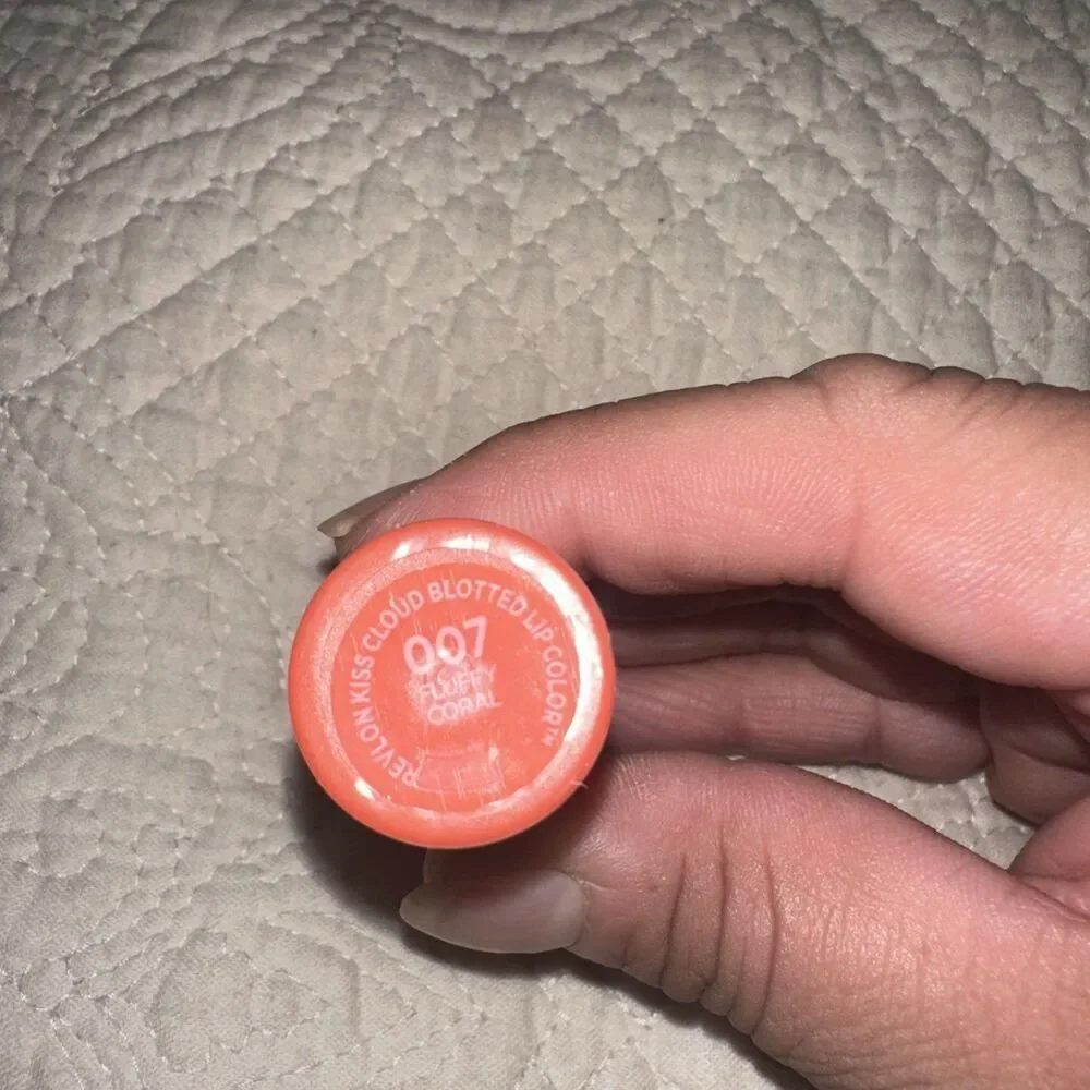 Revlon kiss cloud
